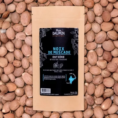 Noix de muscade entière-