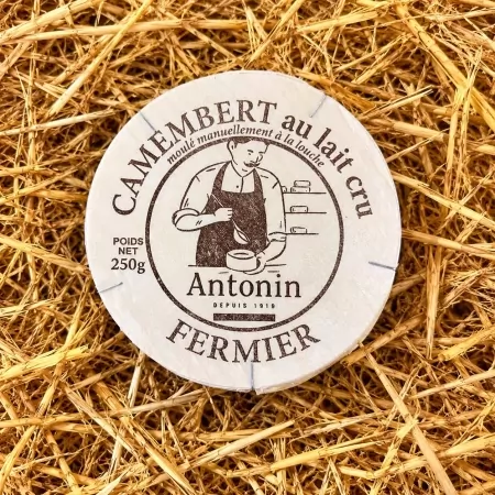 Camembert fermier au lait cru-